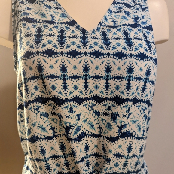 | Banana Republic | Sleeveless Blouse | S - Picture 5 of 10